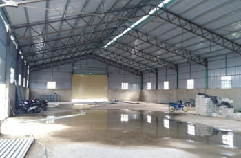 Cho thuê xưởng diên tích 4000m2 70tr