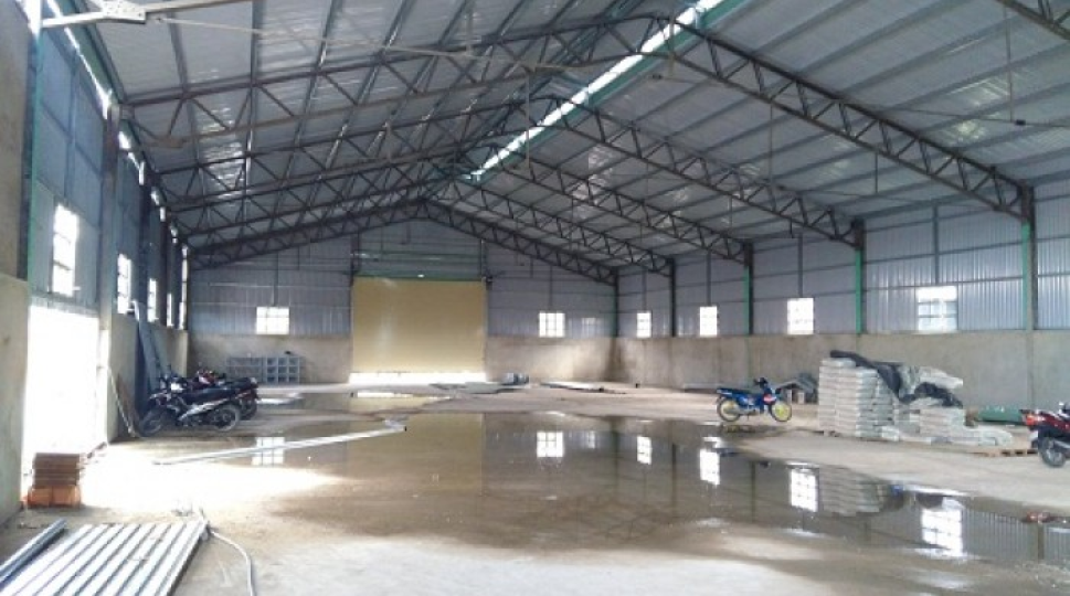 Cho thuê xưởng diên tích 4000m2 70tr