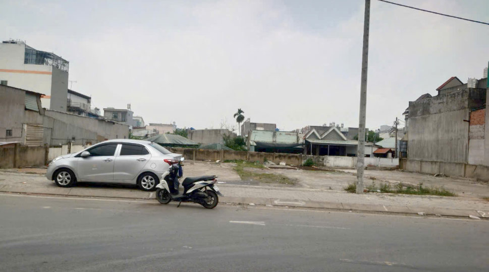 cần bán kho 372 m2, 2 mặt tiền, khu biệt thự Thạnh Xuân, Q12