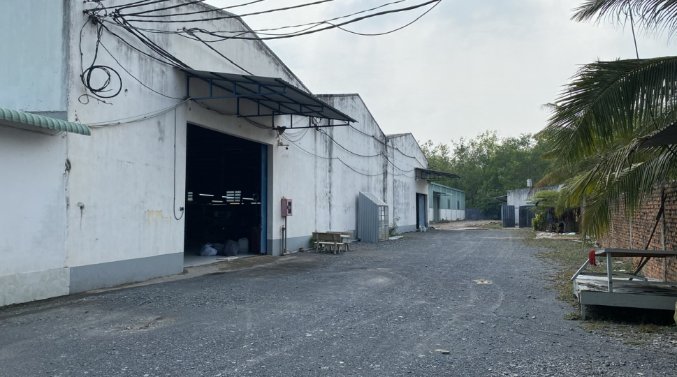 kho xưởng Củ Chi, Quốc Lộ 22.