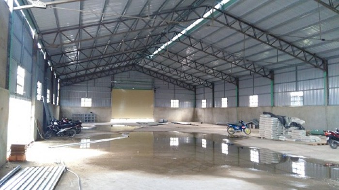 Cho thuê xưởng diên tích 4000m2 70tr