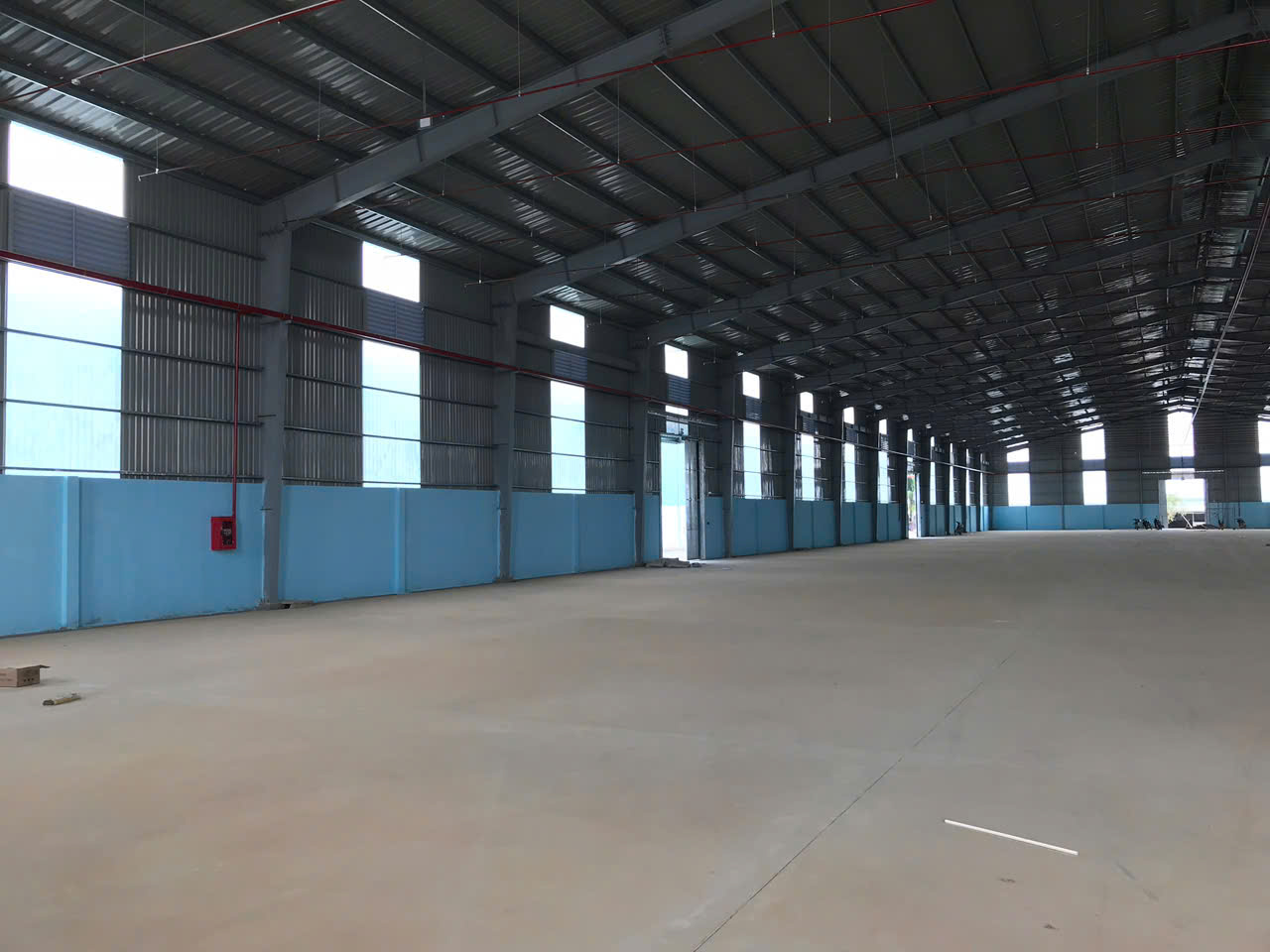 Cho thuê kho xưởng 8000m2 QL1A, huyện Bình Chánh