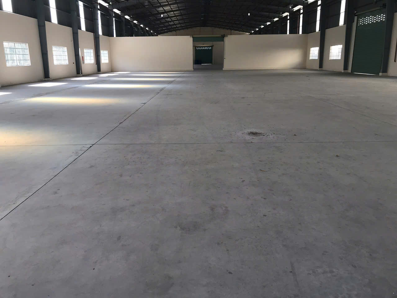 Cho thuê 6000m2 kho xưởng mới xây Tỉnh Lộ 8