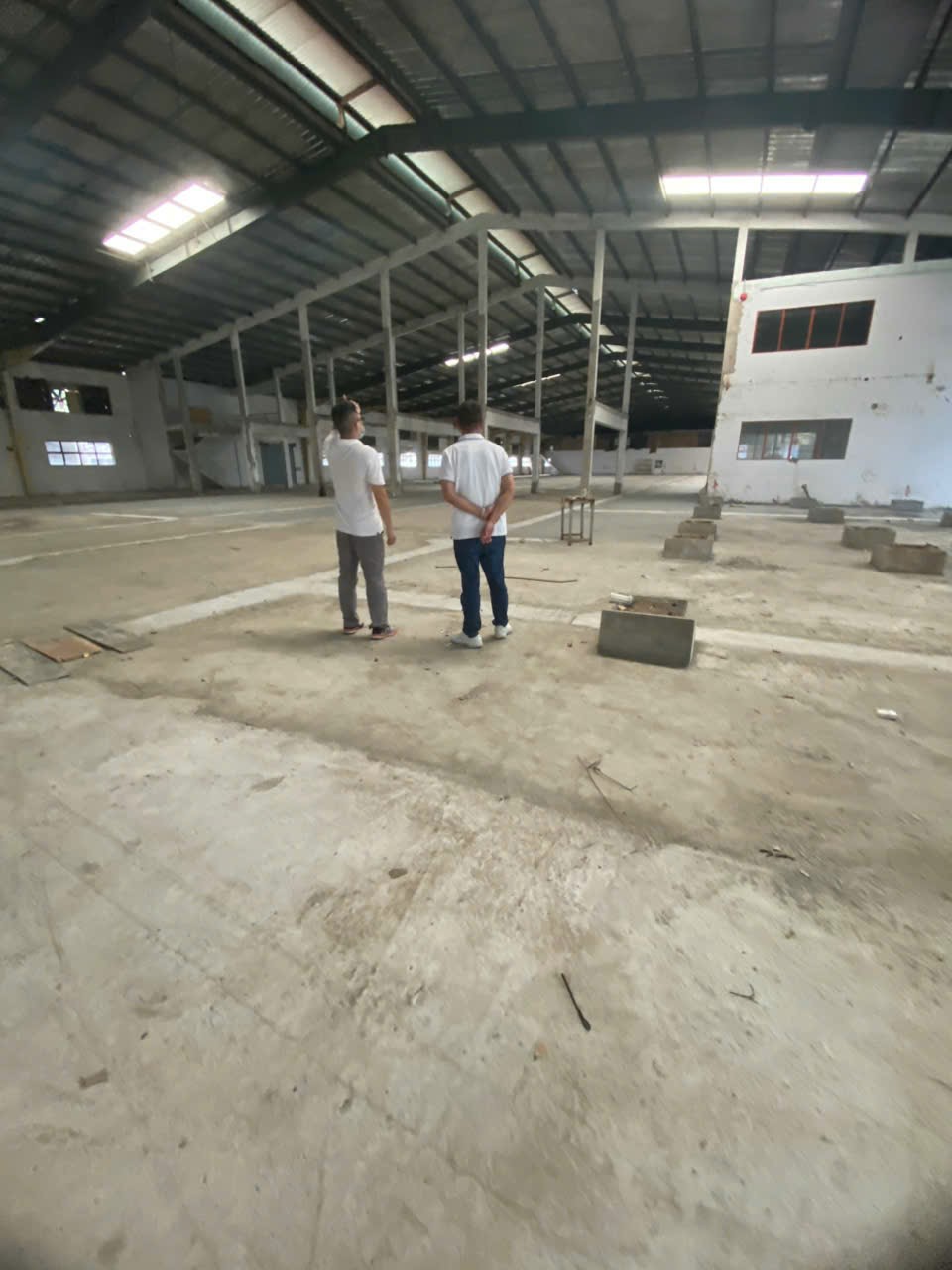 Cho thuê nhà xưởng 1200m giá 60tr tại đường An Phú Đông 25