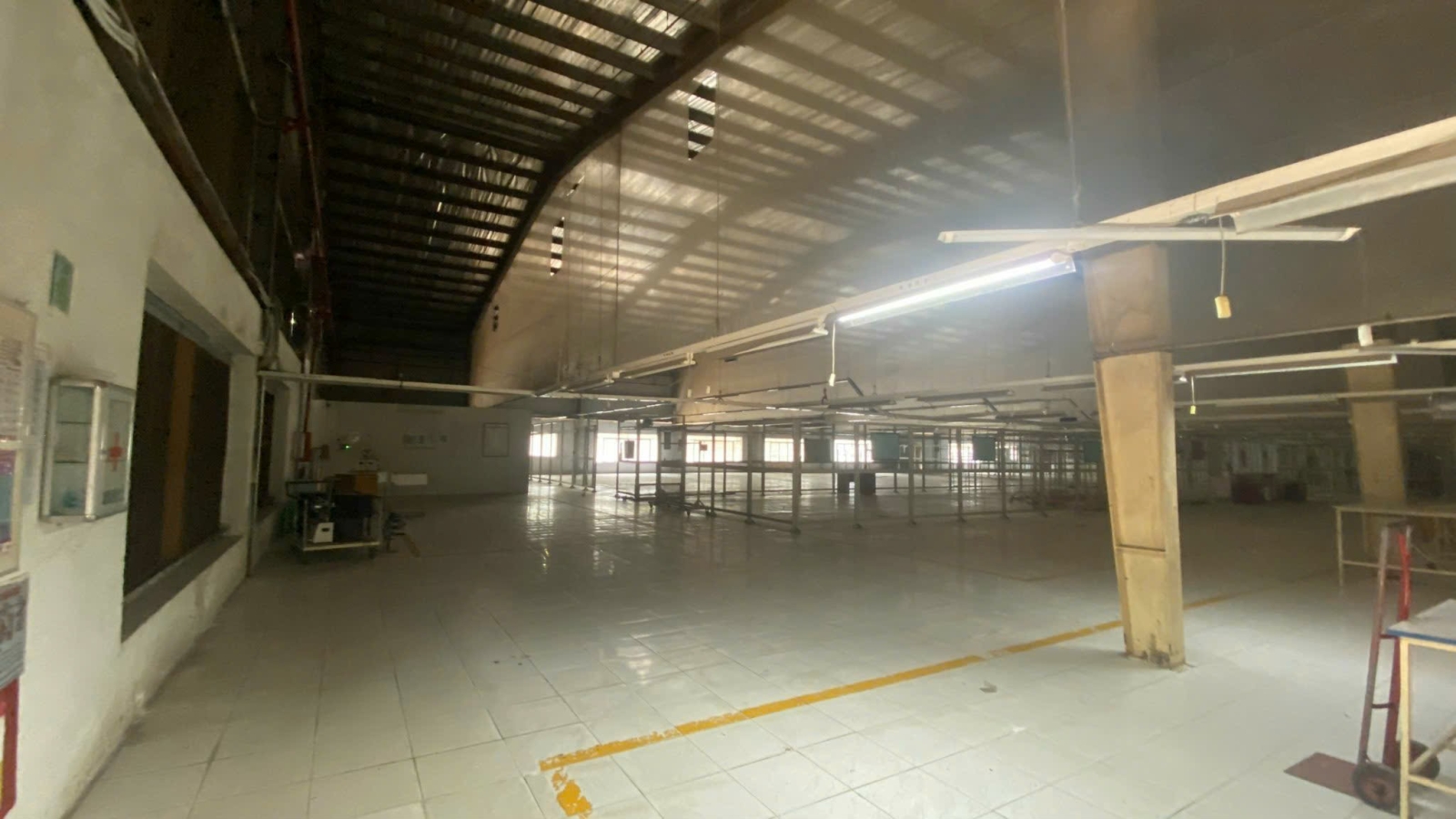Cho thuê nhà xưởng đường Phan Văn Hớn