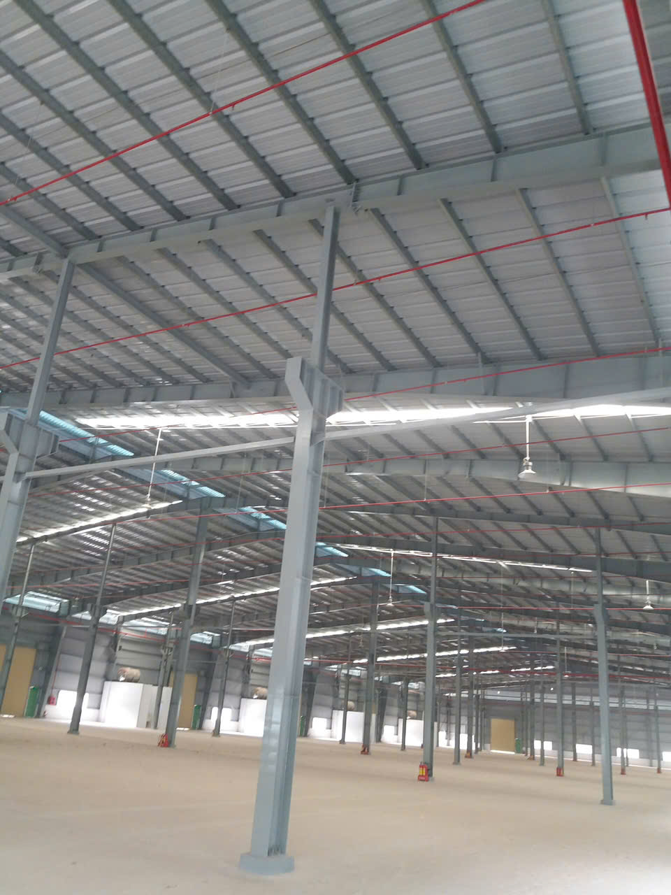 Cho thuê kho xưởng  KCN Hựu Thạnh, Đức Hòa. Xưởng mới 100%, có PCCC tự động