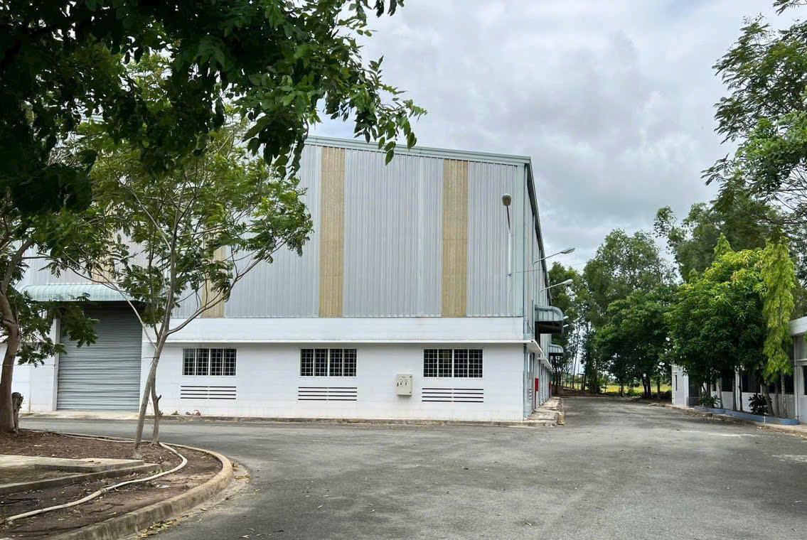 bán gấp nhà xưởng ở đường Lê Văn Khương, Hiệp Thành, Quận 12.