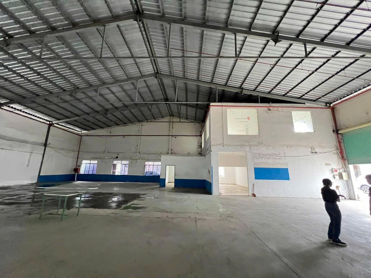 Cho thuê xưởng gần cầu vượt quang trung