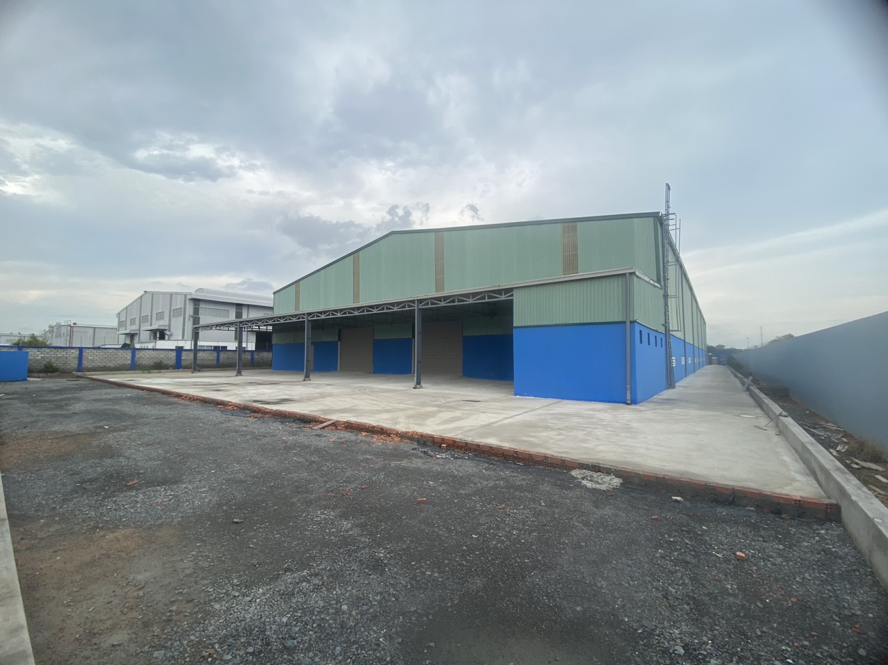 Cho thuê nhà xưởng 3300m2 trong KCN Nam Tân Uyên, Bình Dương