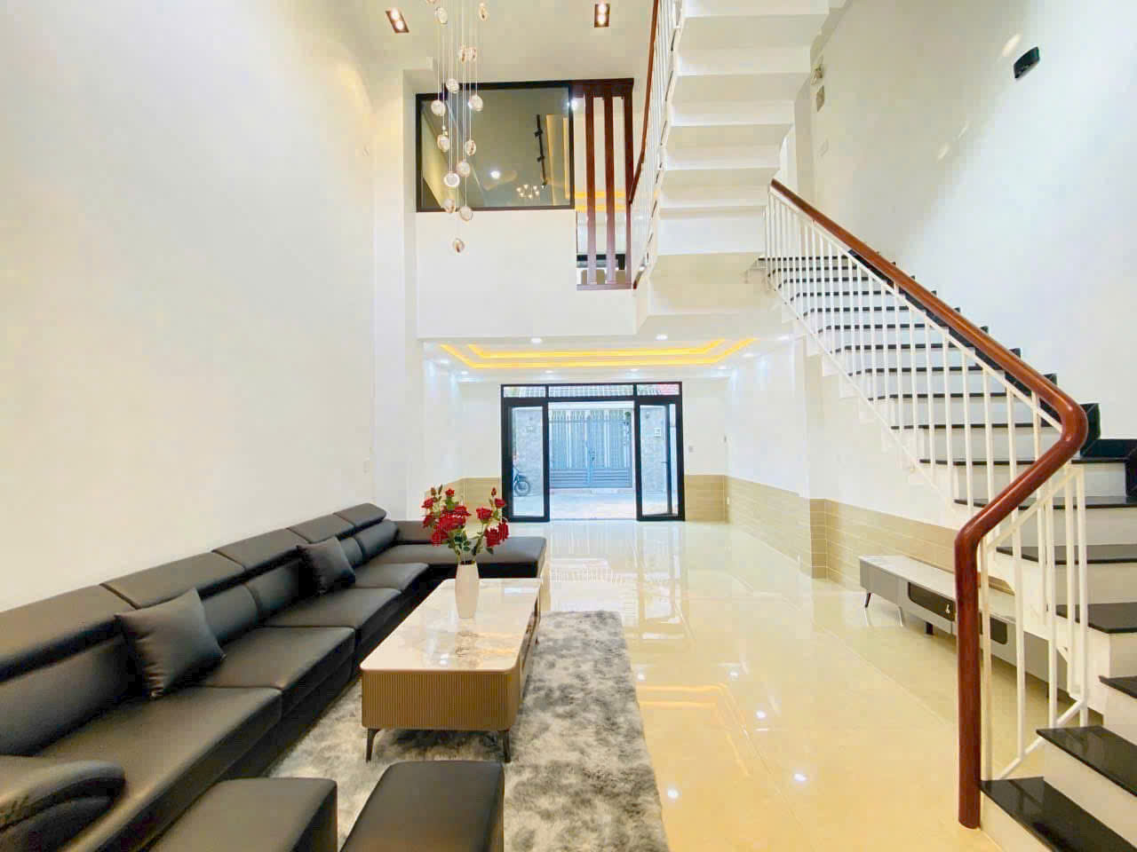 Bán/Hồ Chí Minh/Quận 12/Nhà riêng tại đường Lê Thị Riêng