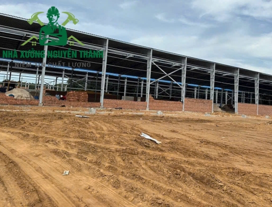 Cho Thuê Nhà Xưởng Đường T15, Phường An Phú Đông - Khuôn Viên 1.700m2, Xưởng Mới 700m2, Giá 70 Triệu/Tháng