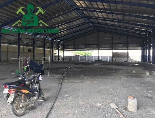 CHO THUÊ KHO XƯỞNG DƯƠNG CÔNG KHI HÓC MÔN, TDT: 10.000M2, XD: 6.600M2