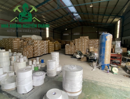 Kho xưởng cho thuê mặt tiền đường quốc lộ 1a , quận 12