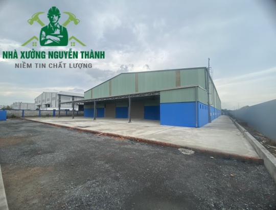 Cho thuê nhà xưởng 3300m2 trong KCN Nam Tân Uyên, Bình Dương